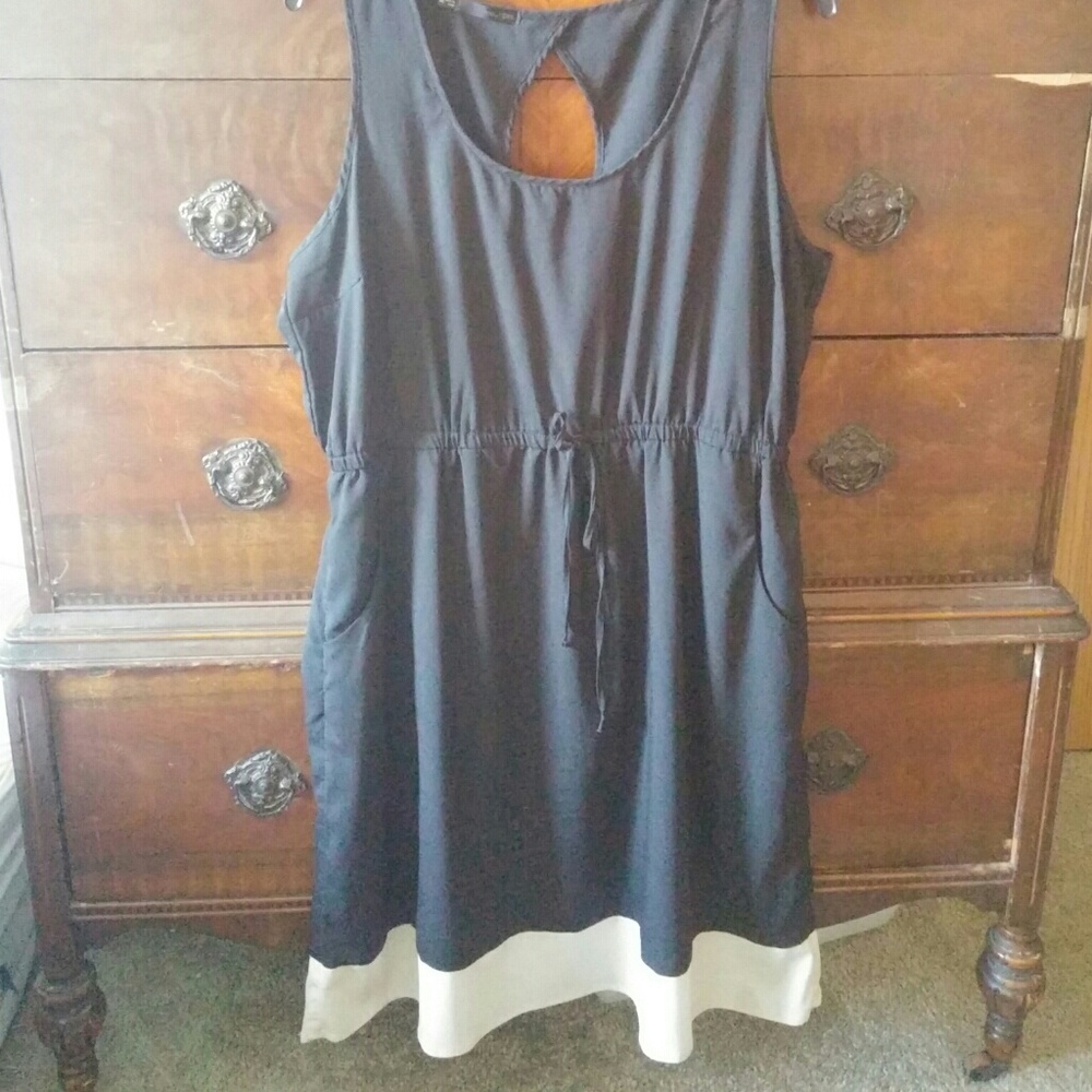 Maurices's Balck and Tan Dress